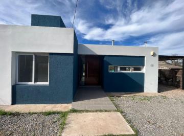 Casa · 130m² · 4 Ambientes · 2 Cocheras · Talar de Mendiolaza - Oportunidad