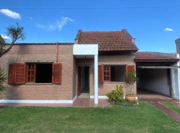Casa · 100m² · 3 Ambientes · 2 Cocheras · Palmas de Claret