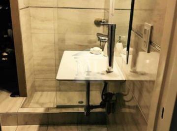 Departamento · 70m² · 3 Ambientes · Alberdi - Departamento
