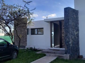 Casa · 145m² · 3 Ambientes · 1 Cochera · Talar de Mendiolaza - Apta Credito