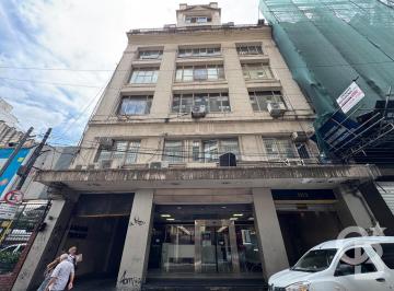 Oficina comercial · 9706m² · 20 Cocheras · Oficinas en Venta en San Nicolás. Edificio en Block. Chalet "Muebles Díaz"