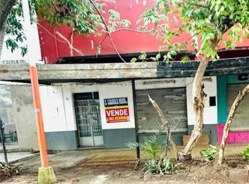 Local comercial · 130m² · Locales - a La Calle - Microcentro, Resistencia