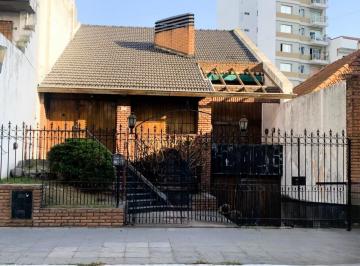 Terreno · 303m² · Lote en Venta en Ramos Mejia