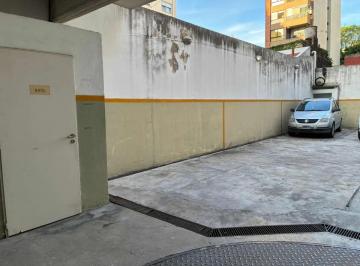 Pacheco 2731, portón automático 
Se puede usar o alquilar fuera del edificio por · Cochera Descubierta en Villa Urquiza, Dueño Directo