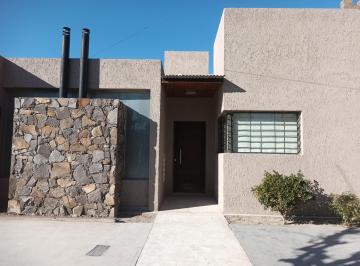Casa de 3 ambientes, Tunuyán · Casa en Venta