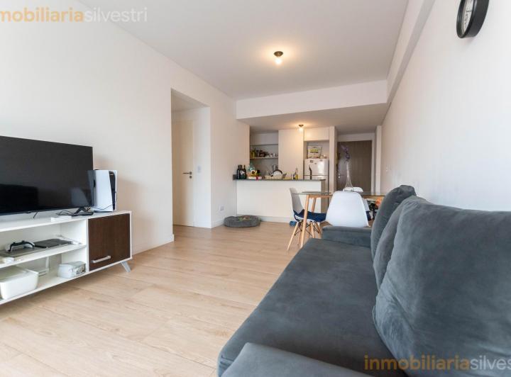Av Independencia, Moserrat (Caba) - Departamento de Dos Ambientes a Estrenar en Venta