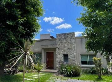 Casa de 4 ambientes, Exaltación de la Cruz · Casa en Venta – Barrio Los Paraisos