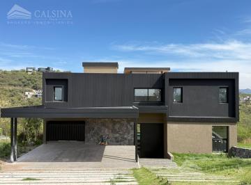 Casa · 330m² · 3 Dormitorios · 2 Cocheras · Casa en Venta La Deseada La Calera