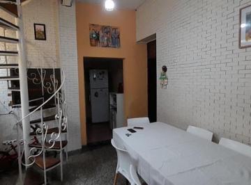 PH · 44m² · 5 Ambientes · PH en Villa Insuperable