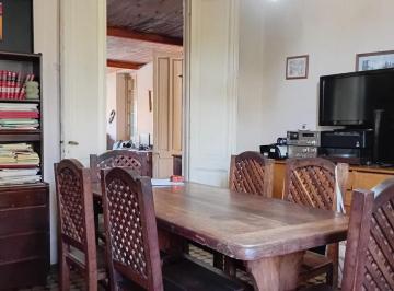 Casa · 1000m² · 7 Ambientes · 1 Cochera · Casa en Villa Belgrano