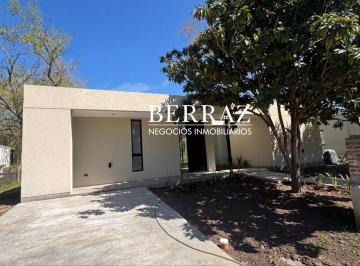 Casa · 136m² · 4 Ambientes · 2 Cocheras · Casa Venta 3 Dorm. Barrio Santa Clara Lote de 640 m² Manzanares Pilar