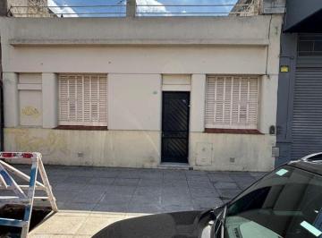 Casa · 63m² · 2 Ambientes · Casa en Lote Propio en Pleno Barrio de Villa Crespo
