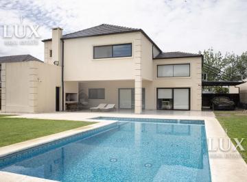 Casa · 275m² · 7 Ambientes · 2 Cocheras · Casa en Venta 7 Ambientes y 3 Dorm. en El Barrio Privado Septiembre, Maschwitz, Escobar