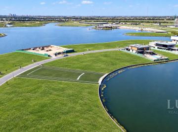 Terreno · 1030m² · Lote en Venta Al Lago Central en Los Puentes, Nordelta