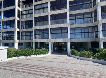 Departamento · 120m² · 4 Ambientes · Departamento en Península
