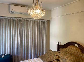 Departamento Venta 115m² de 4 ambientes · Excelente 4 Ambientes en Venta 115 m² Al Frente con Cochera y Baulera