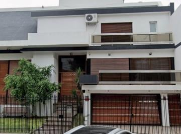 Casa · 618m² · 5 Ambientes · 2 Cocheras · Venta Casa en Villa Devoto Capital Federal, Buenos Aires
