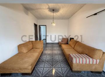 Casa · 110m² · 3 Ambientes · 1 Cochera · Venta Casa 3 Ambientes con Cochera y Patio