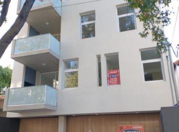Departamento · 67m² · 3 Ambientes · 2 Cocheras · Piso 3 Ambientes a Estrenar de Categ. 2 Excelentes Cocheras - Olivos