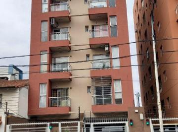 Departamento de 2 ambientes, Tres de Febrero · Departamento de 30 m² con 1 Dormitorio en Venta en Caseros