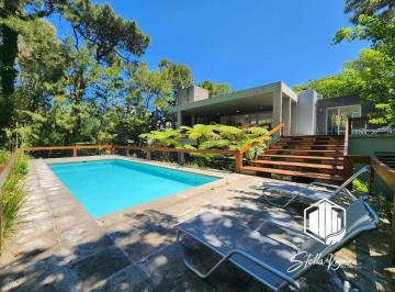 Casa · 700m² · 6 Ambientes · 2 Cocheras · Impresionante Propiedad en Dos Plantas en Cariló