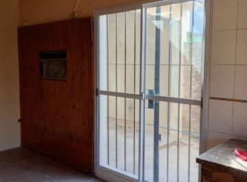 Casa de 3 ambientes, Esteban Echeverría · Casa en Venta