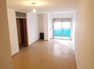 Departamento · 120ha · 6 Ambientes · Apto Credito Tres Dorm. Escritorio! a m de Chacabuco