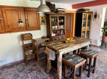 Casa · 213m² · 6 Ambientes · 1 Cochera · Casa en Tigre
