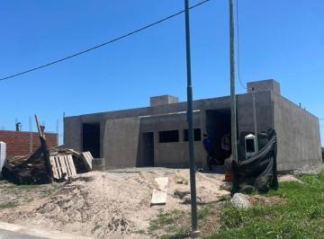 Casa · 252m² · 3 Ambientes · Venta Duplex en Planta Baja 2 Dorm Docta Central