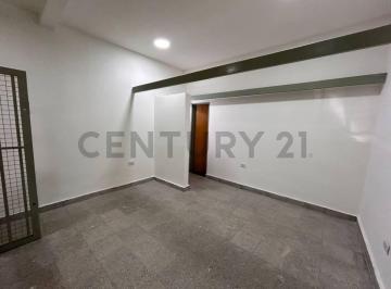 Local comercial · 23m² · 1 Ambiente · Local en Gregorio de Laferrere en Alquiler