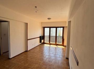 Departamento · 65m² · 3 Ambientes · 1 Cochera · Departamento Tres Ambientes con Cochera Cubierta