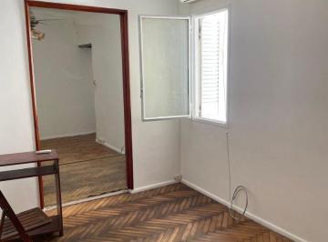 Departamento de 2 ambientes, Centro / Microcentro · 2 Ambientes Lateral en Venta