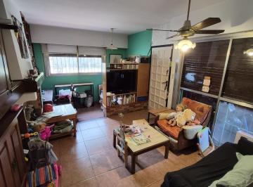 PH · 100m² · 4 Ambientes · 1 Cochera · PH Tipo Casa Al Frente de 4 Ambientes - Sin Expensas - Lomas de Zamora