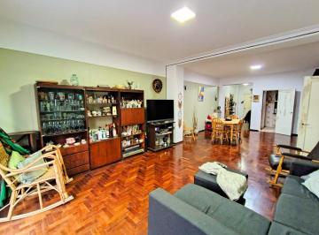 Departamento · 122m² · 4 Ambientes · Mitre 1035. Amplio Departamento de Dos Dorm. con Comodin