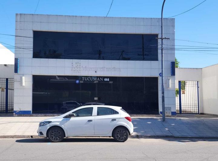 Local comercial · 280m² · 1 Cochera