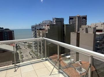Departamento · 93m² · 3 Ambientes · 1 Cochera · Departamento Tres Ambientes Reciclado con Vista Al Mar