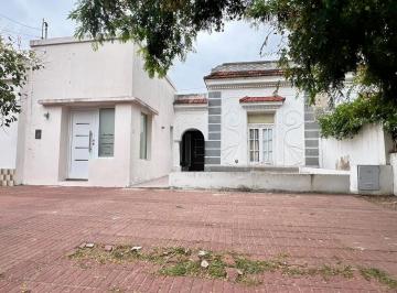 Casa · 229m² · 2 Dormitorios · Casa en Venta en Los Toldos