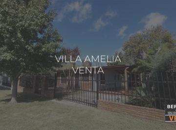 Casa · 4 Ambientes · 1 Cochera · Casa en Alquiler