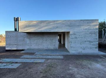 Casa 1150m² Venta Estancia El Terrón · Casa en Venta Estancia El Terron a Estrenar