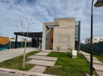 Casa de 5 ambientes, Carrodilla · Fabulosa Casa a Estrenar en Breves Meses, B° Gran Boedo (Luján de Cuyo, Mendoza)