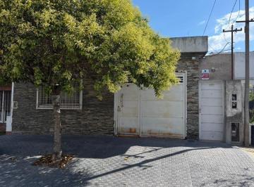 Departamento · 3 Ambientes · 123 Nº785 E/ 47 y 48 - Depto a