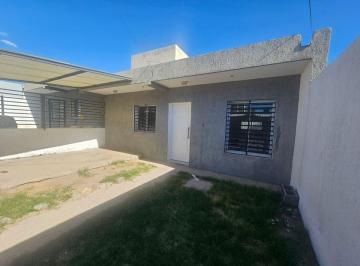 Casa de 3 ambientes, San Luis · Casa con 150 m² de Terreno y 2 Dorm. en Venta en San Luis