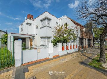 fachada · Casa de 3 Dorm., Patio y Quincho. Barrio Belgrano, Rosario