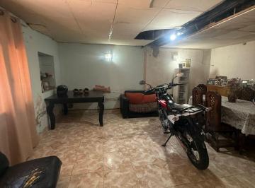Casa de 3 ambientes Venta USD 52.000 · Susolucion Inmobiliaria Vende – Casa con Amplio Terreno