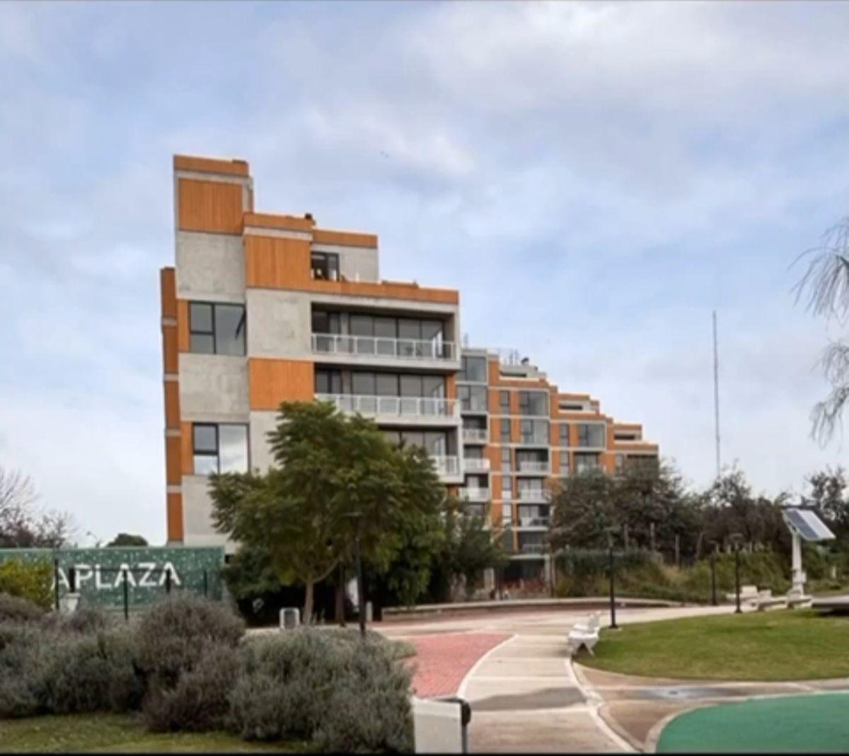 Avenida Conceja Felipe Belardinelli 2900