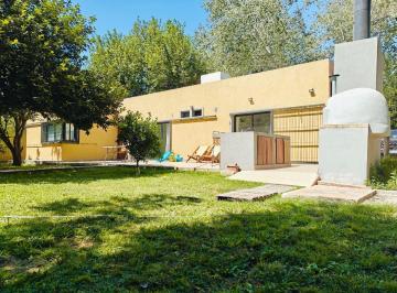 Casa · 205m² · 6 Ambientes · Casa en La Fraternidad - Gral. Rodriguez