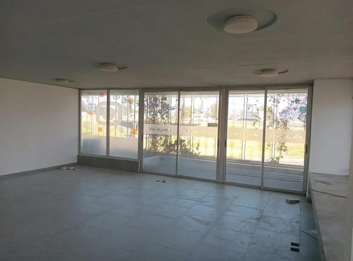 Oficina comercial · 56m² · 2 Ambientes · 1 Cochera