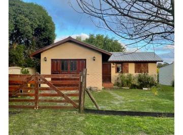Casa · 68m² · 2 Ambientes · 1 Cochera · Casa 2 Ambientes con Cochera Los Acantilados