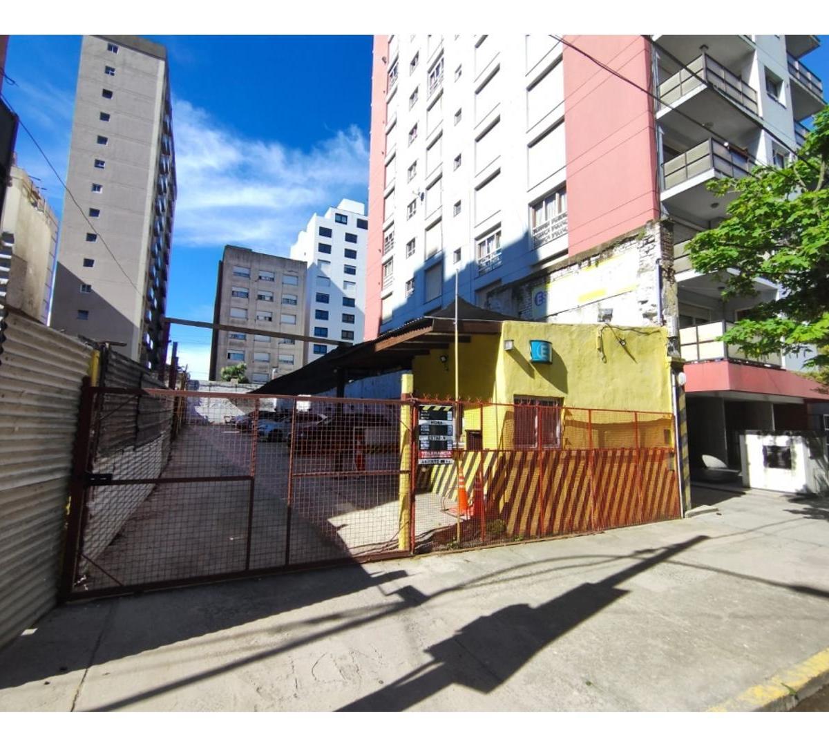 Lote 380m² en La Perla, ideal para desarrollo inmobiliario