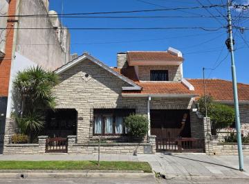 Casa de 5 ambientes, Mar del Plata · Casa en Venta en Nueva Pompeya